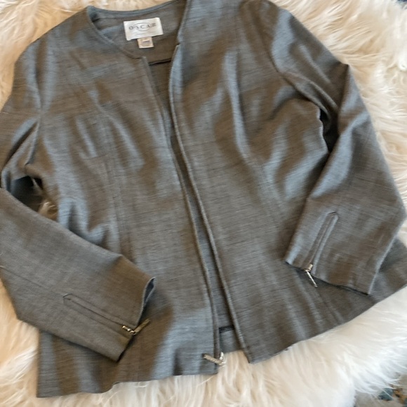 Oscar de la Renta Jackets & Blazers - OSCAR de la RENTA zipper front blazer